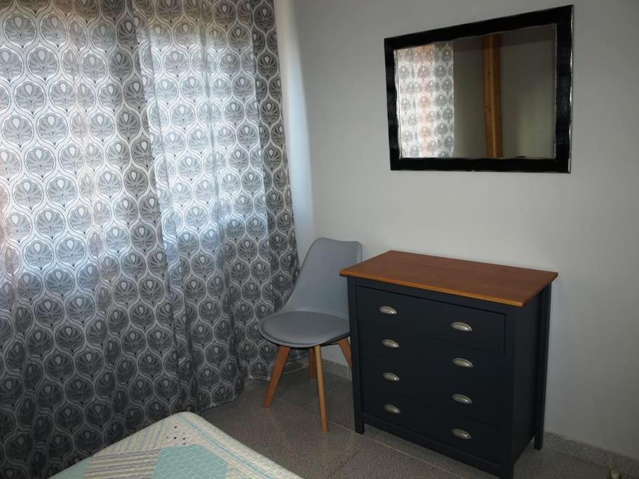 Apartamento Con Terraza Y Vistas Al Mar Bueu Esterno foto