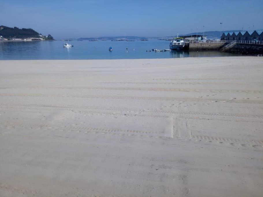 Apartamento Con Terraza Y Vistas Al Mar Bueu Esterno foto