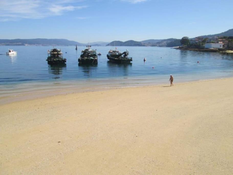 Apartamento Con Terraza Y Vistas Al Mar Bueu Esterno foto