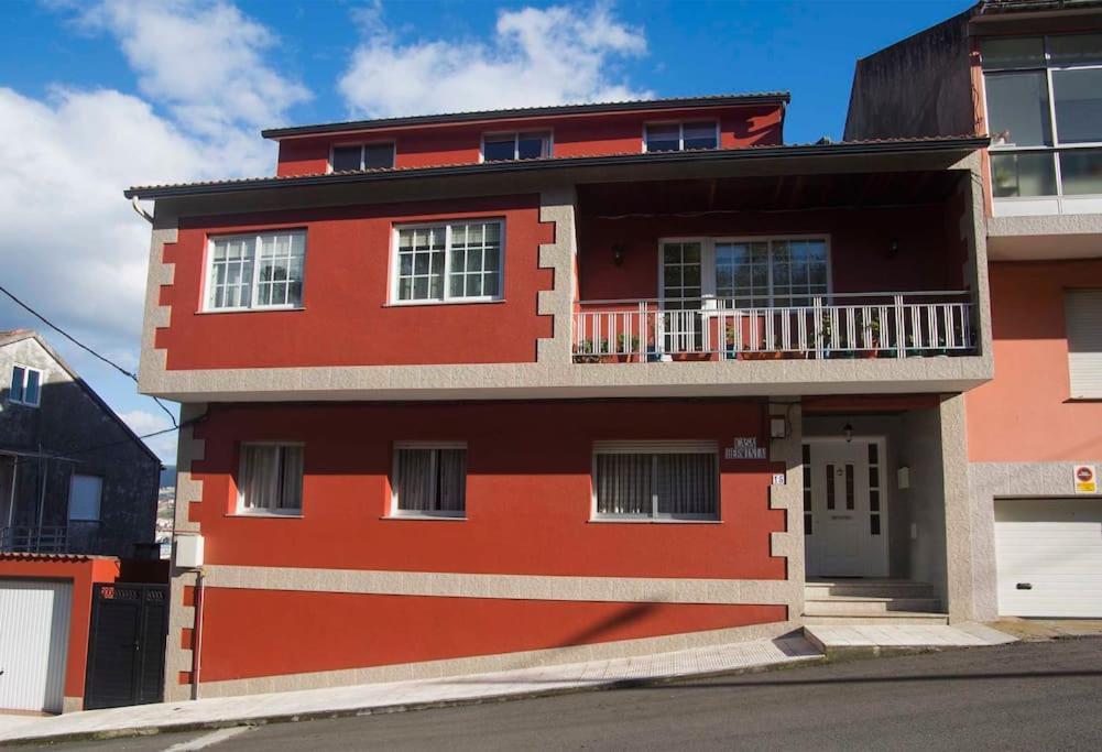 Apartamento Con Terraza Y Vistas Al Mar Bueu Esterno foto